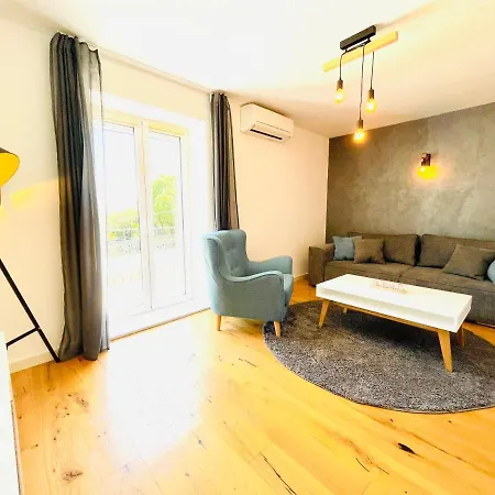 Nona Apartment *