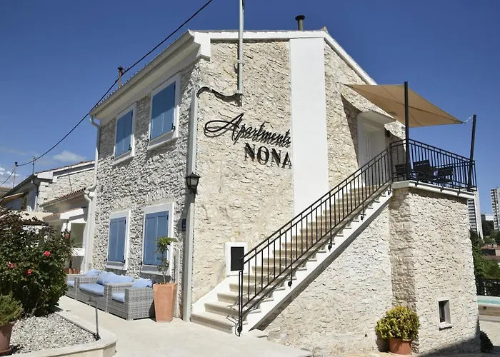 Nona Apartament *